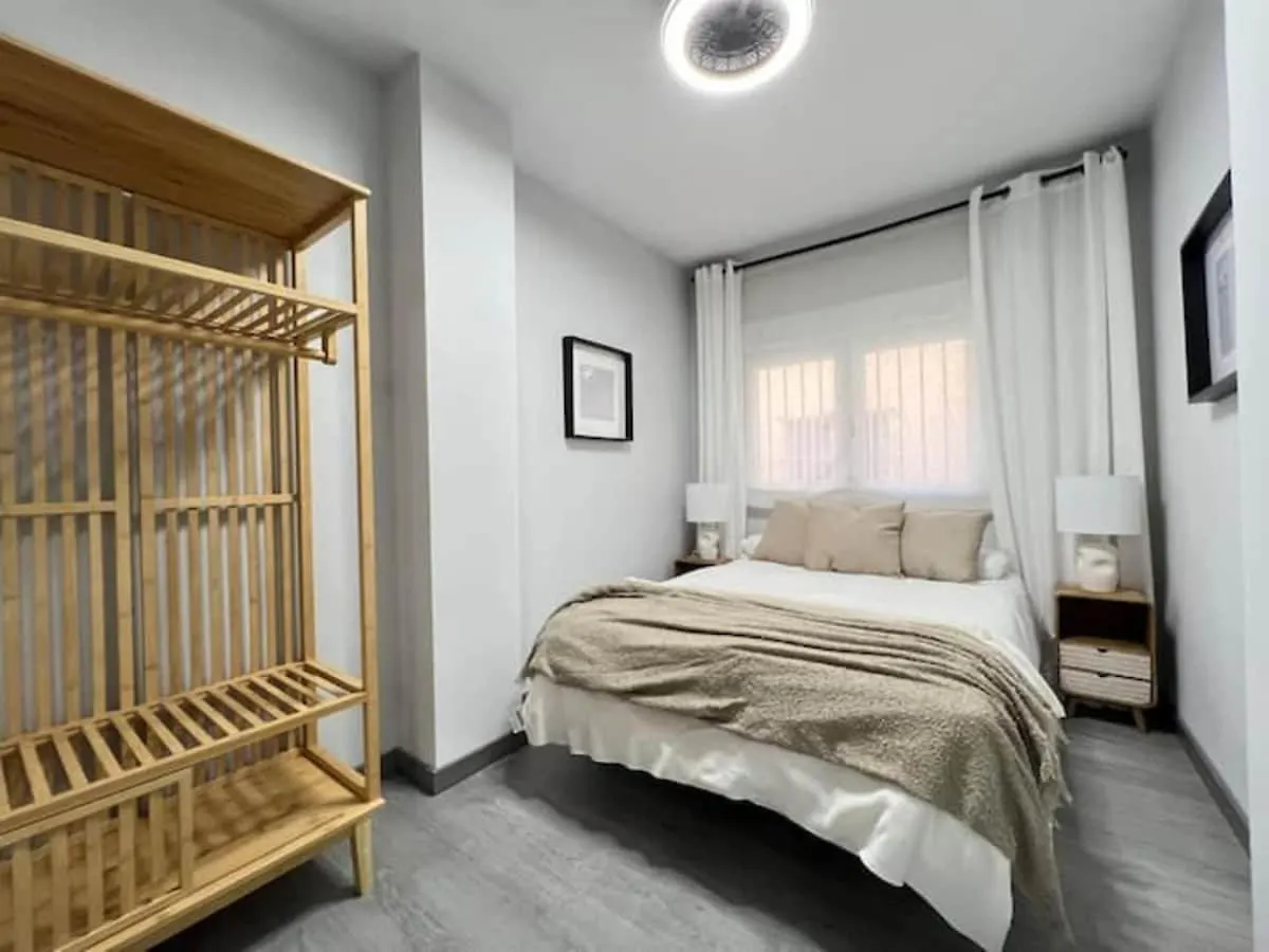 Three Bedroom Apartment In Rivas مالقة إسبانيا